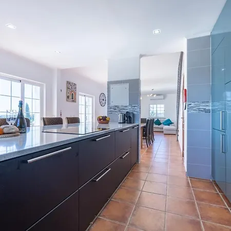 Casa Do Limoeiro * טאווירה